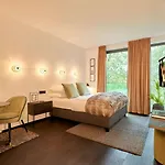 Nena Hotel 4*