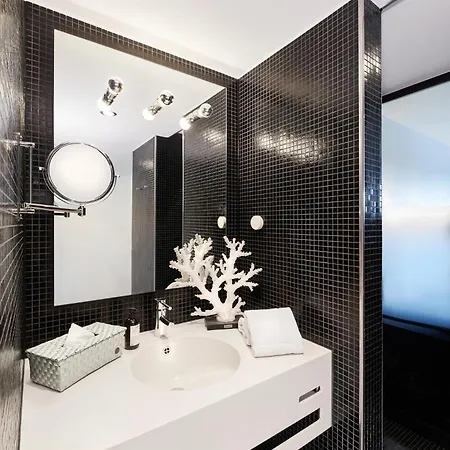 Nena By Lesa Hotel 4*