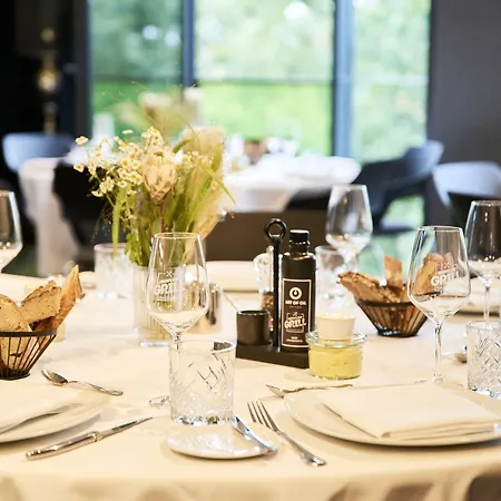 Hotel Nena By Lesa 4*