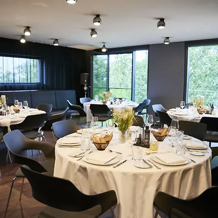 Hotel Nena By Lesa 4*